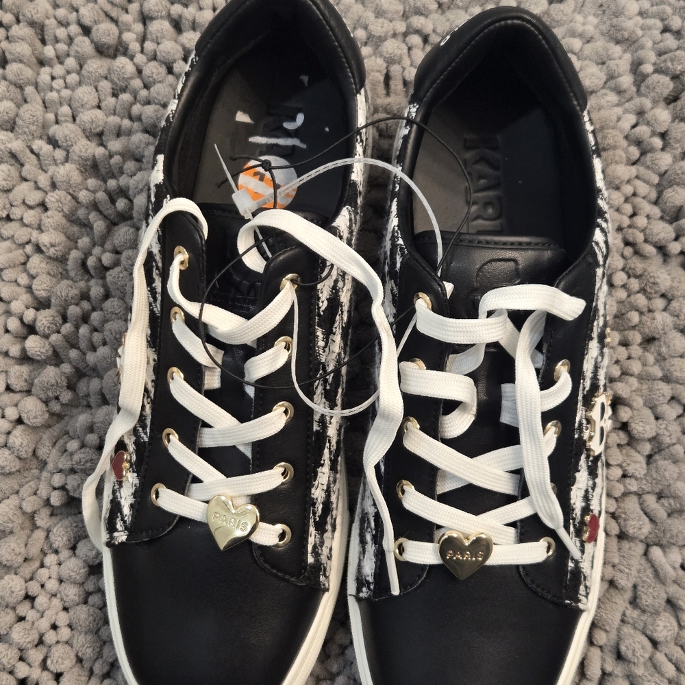 KARL LAGERFELD CATE PINS HOUNDSTOOTH LACE UP SNEAKER